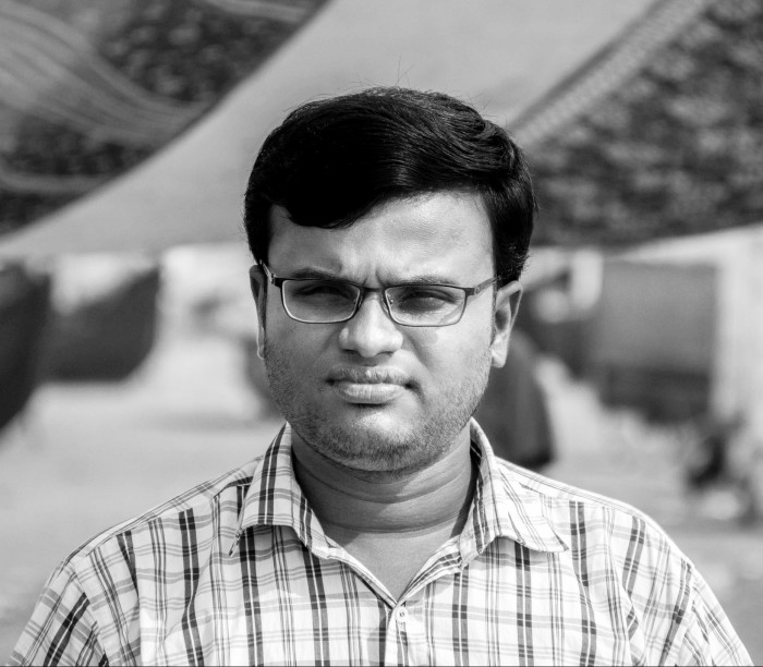 সাদাকালো জীবন